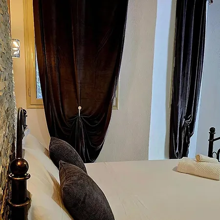 Giojas - Quadrupla In Centro