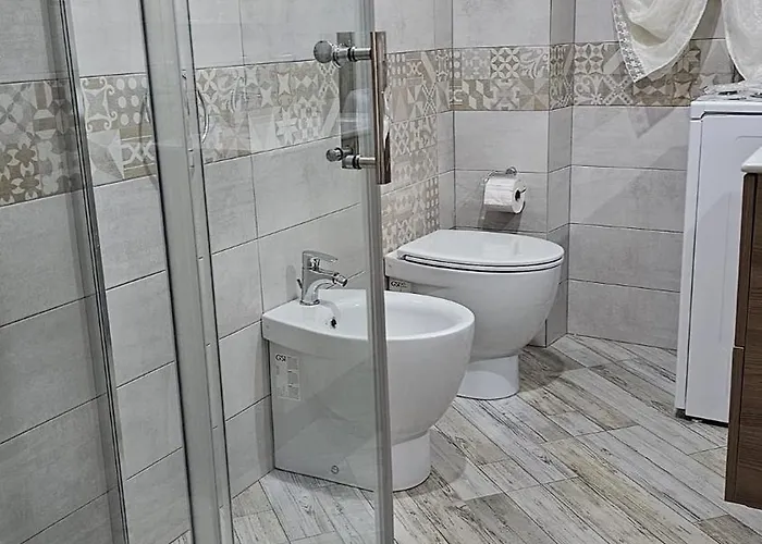 Giojas - Quadrupla In Centro Pensión Orosei